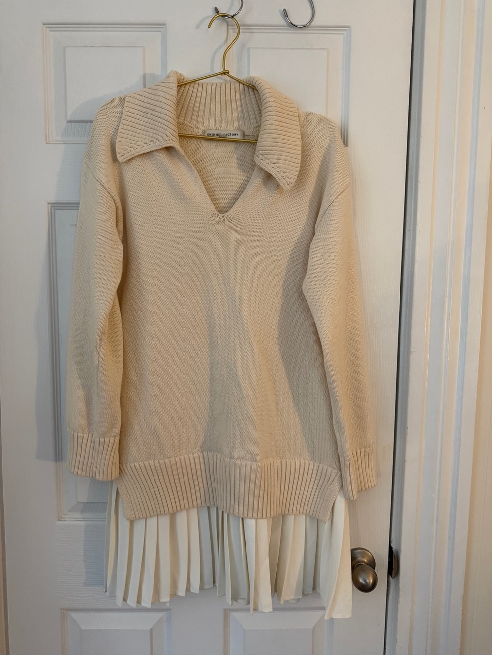 English Factory Cream V-Neck Collared Knit Sweater with Pleated Hem